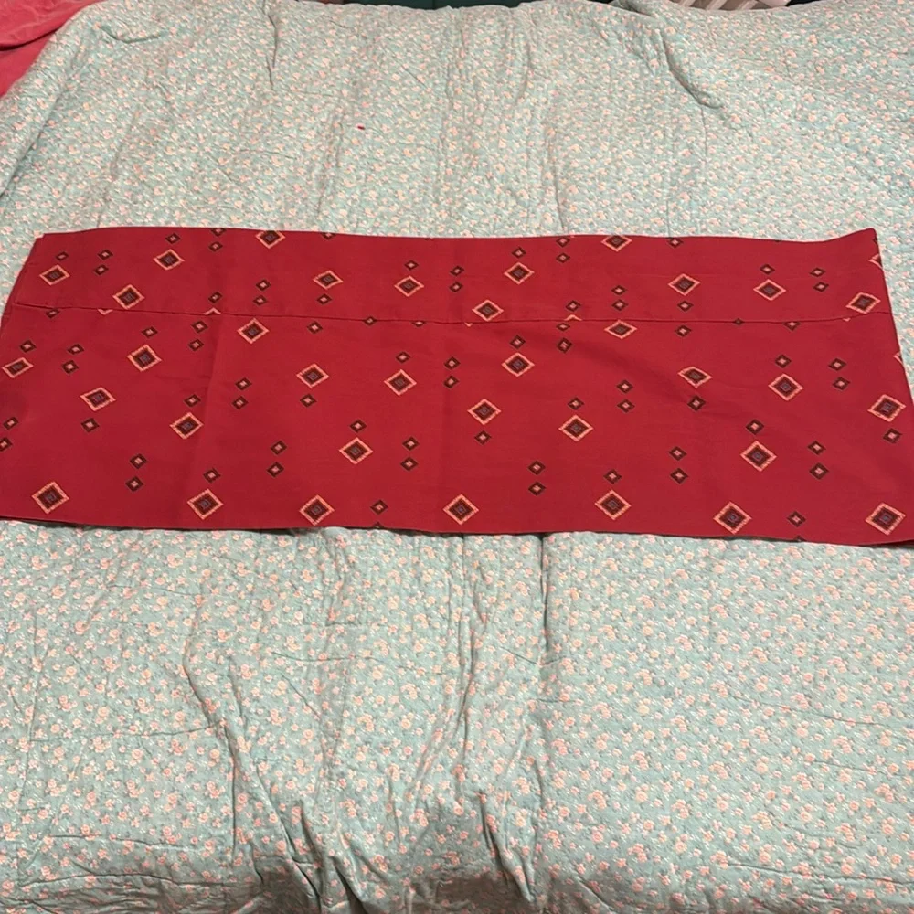 Red Valance with Small Geometric Designs